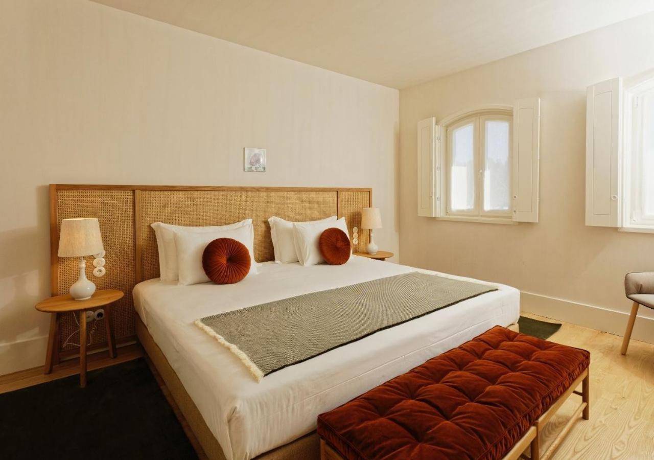 Montebelo Vista Alegre Ilhavo Hotel Εξωτερικό φωτογραφία A bedroom at the hotel