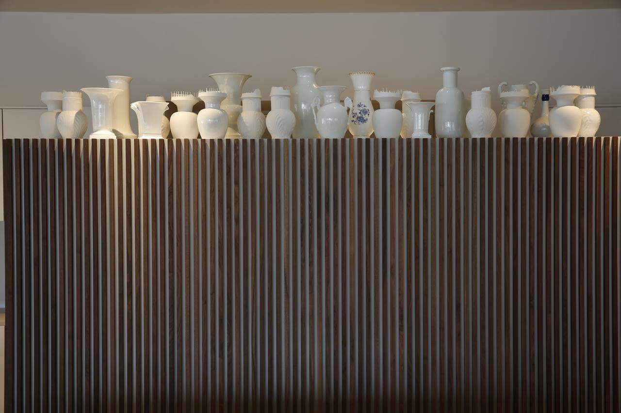 Montebelo Vista Alegre Ilhavo Hotel Εξωτερικό φωτογραφία Vases at the Royal Academy of Engineering