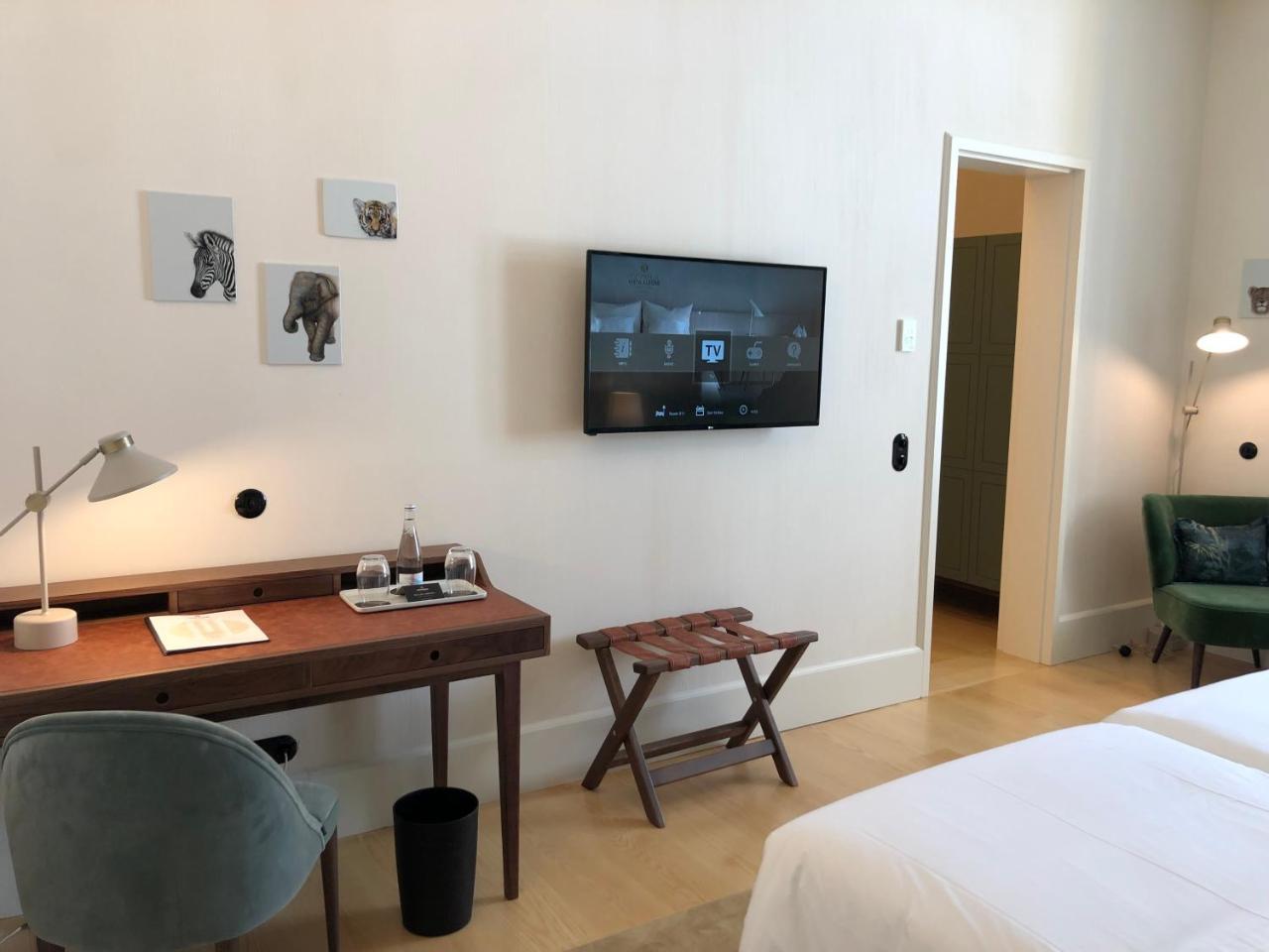 Montebelo Vista Alegre Ilhavo Hotel Εξωτερικό φωτογραφία A room at the hotel